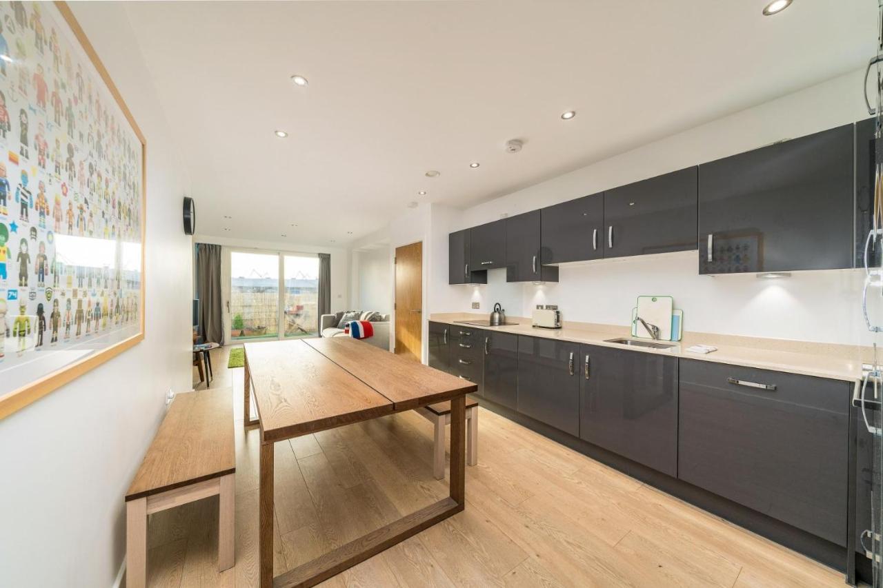 New 2Bd Flat 4Mins To Excel Centre Fast City Links Leilighet London Eksteriør bilde